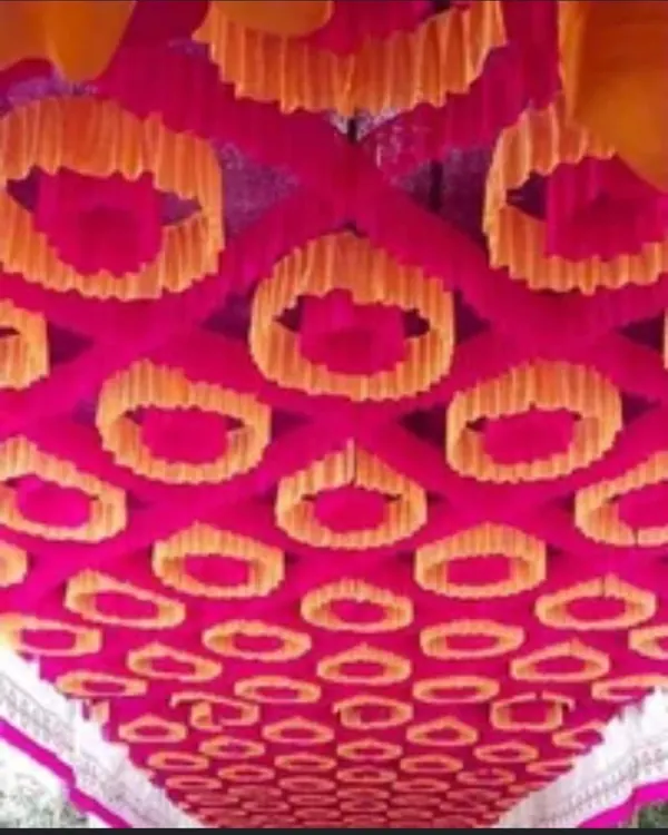 Ring pattern ceiling, rani pink and orange